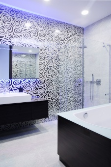 Фото интерьера санузла небольшой квартиры в стиле минимализм