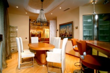 Фото интерьера зоны бара квартиры в стиле ар-деко